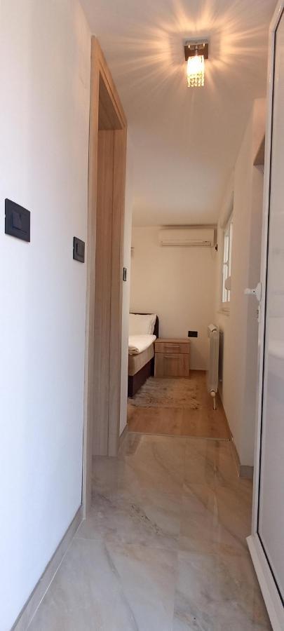 טרביניה Apartman Vukalovic מראה חיצוני תמונה