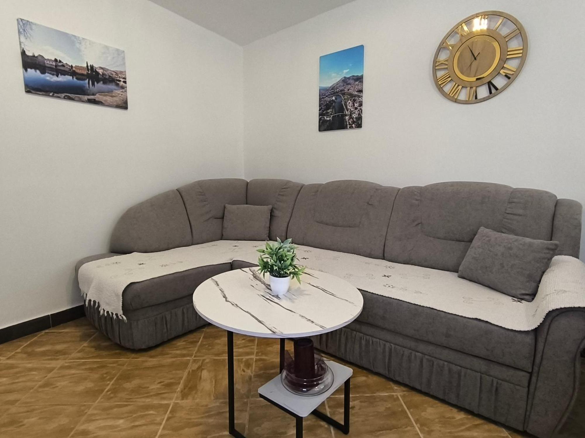 טרביניה Apartman Vukalovic מראה חיצוני תמונה